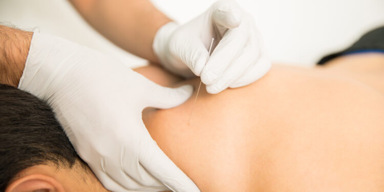 acupressure points for gas bloating